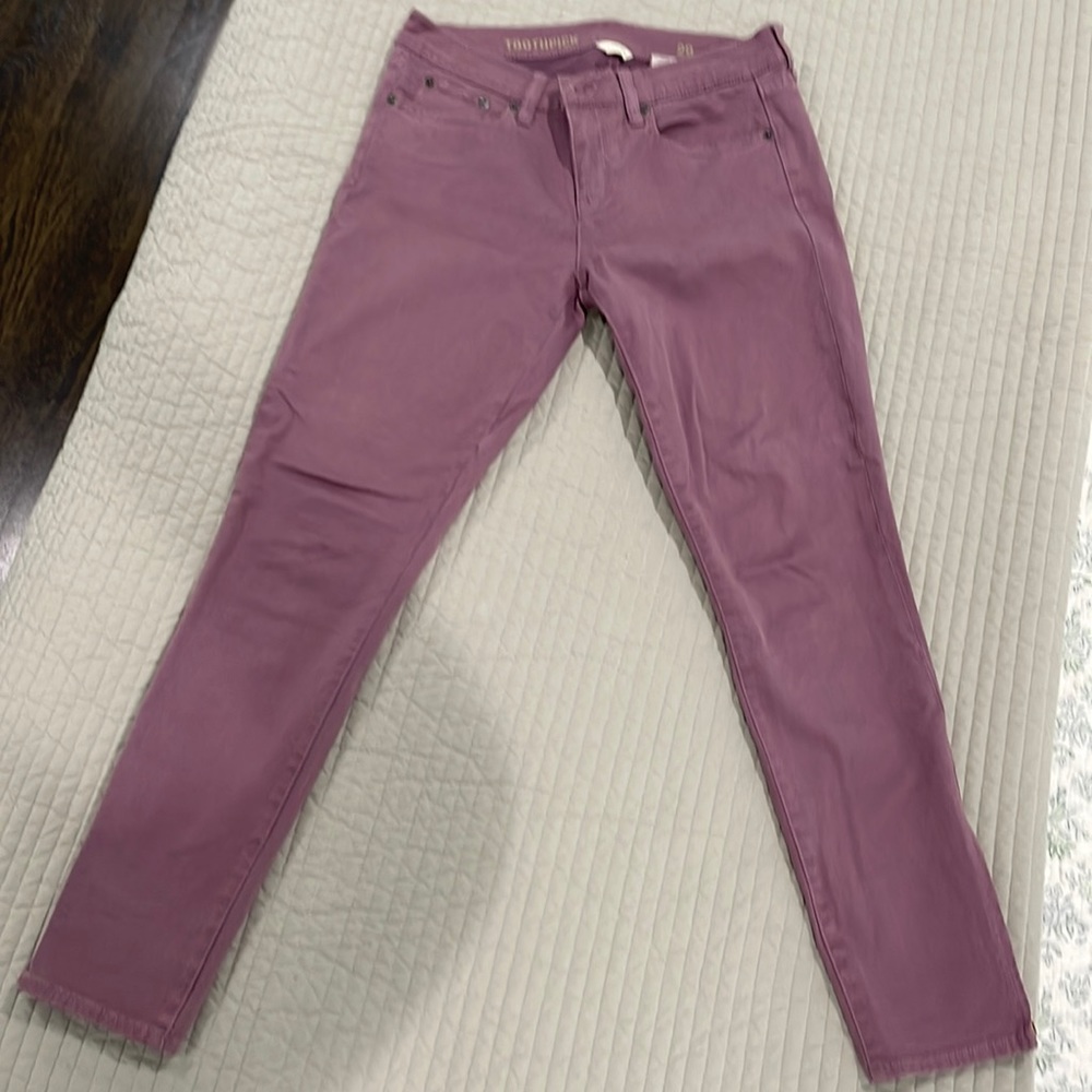 Woman’s J.CREW jeans toothpick ankle length. Size 29 in light purple.